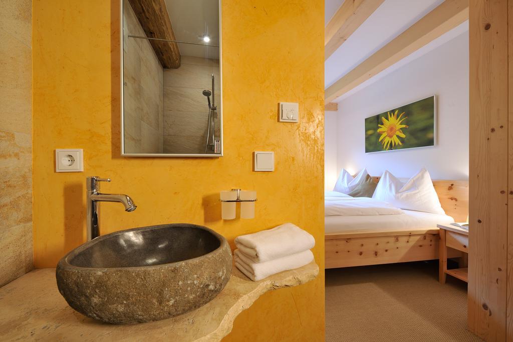 Ur-Natur Appartements Maria Alm am Steinernen Meer Exterior photo